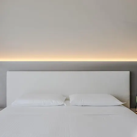 Hotel Hotiday Diano Marina