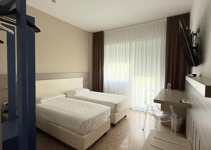 Hotiday Hotell Diano Marina